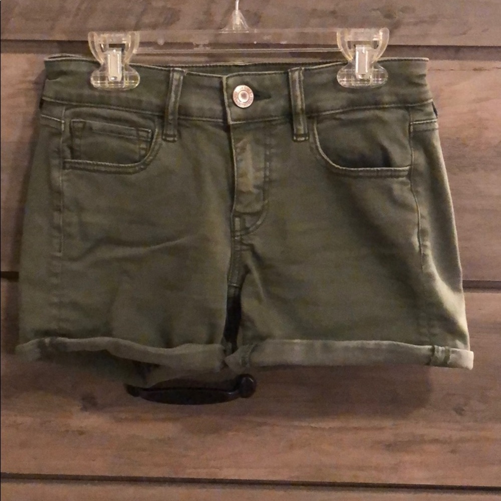 American Eagle Green Shorts